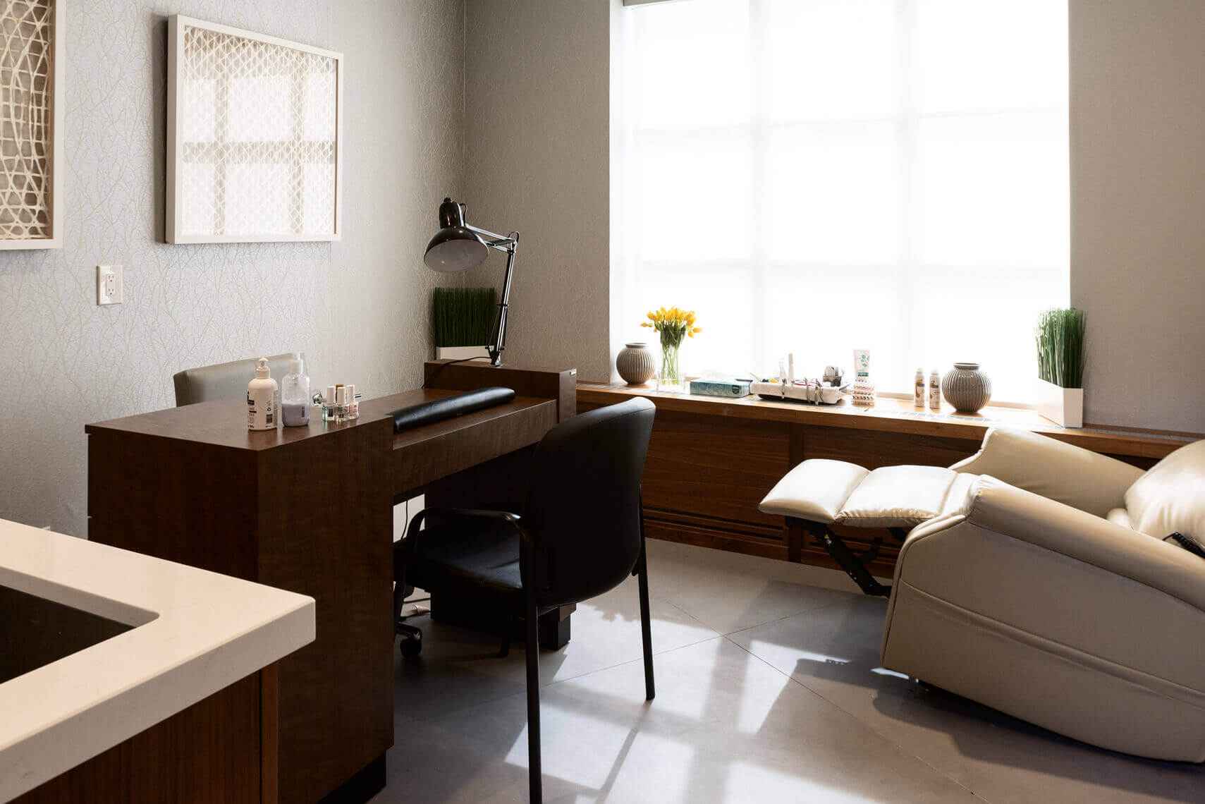Salon and spa, Parkland on the Glen (Mississauga, Ontario)