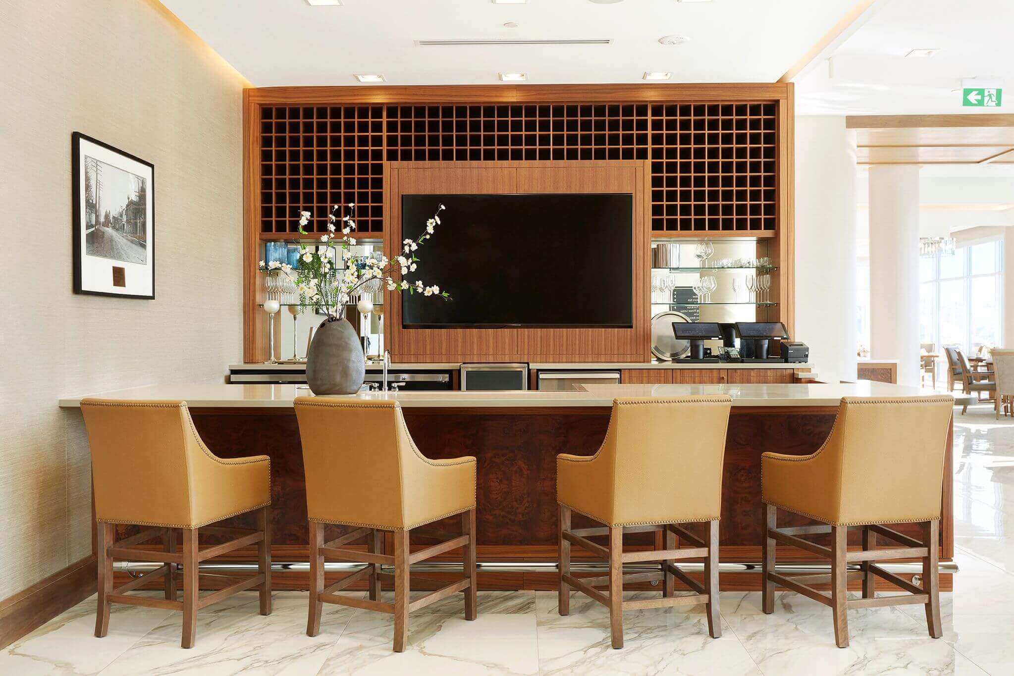 Bar and lounge, Parkland Retirement Home in Ajax (Durham Region, Ontario)