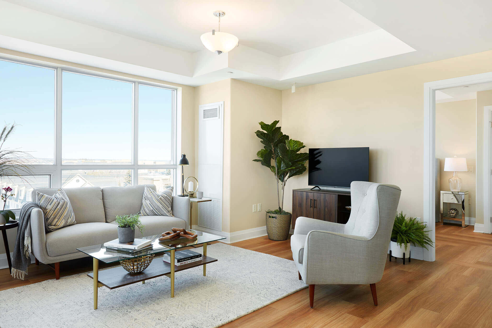 ”Resident Suite Living Room, Parkland Retirement Home in Ajax (Durham Region, Ontario)”