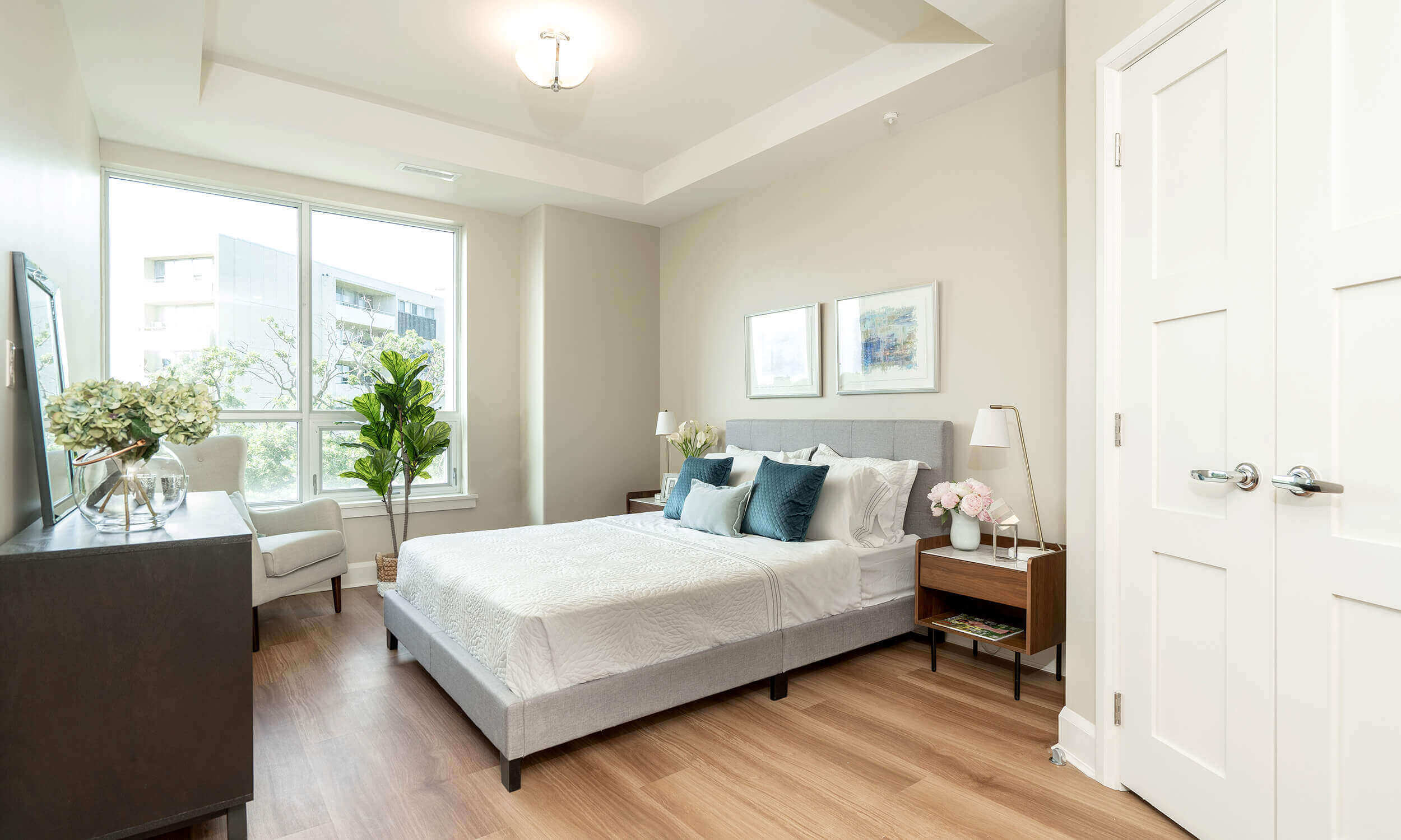 Resident Suite Bedroom, Eglinton West (Etobicoke, Ontario) retirement.